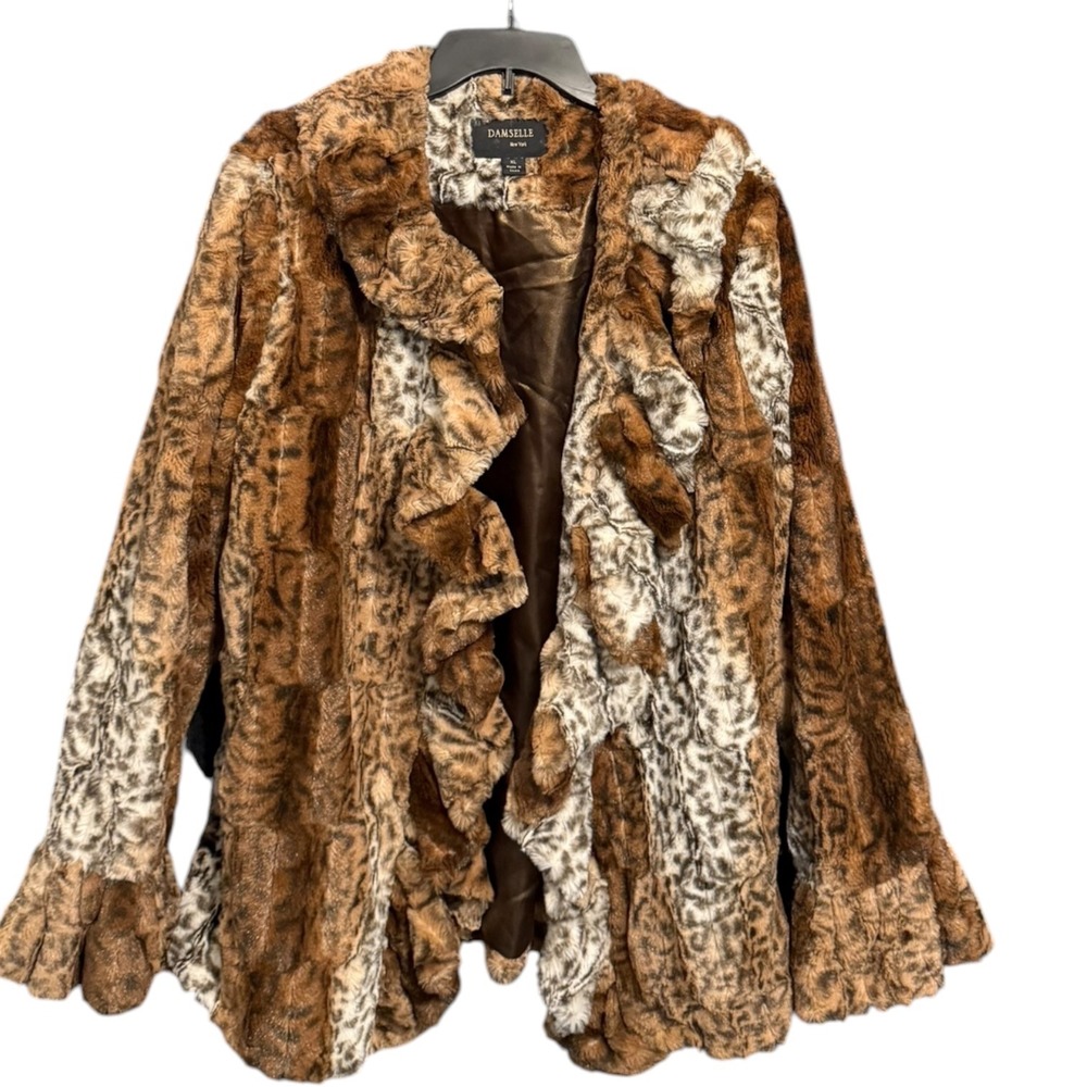 Damselle New York Faux Fur Glam Animal Print Ruffle Front Coat Brown Tan XL